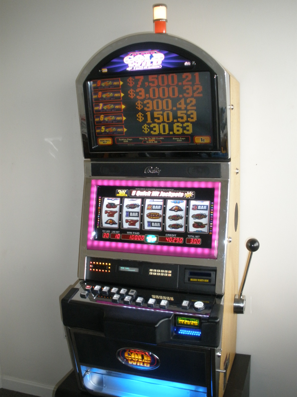 Black Gold Slot Machine