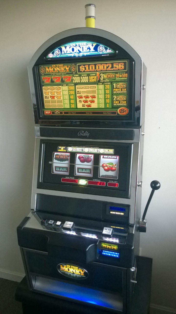 Bally In The Money Three Reel Progressive S9000 Slot Machine with Top ...