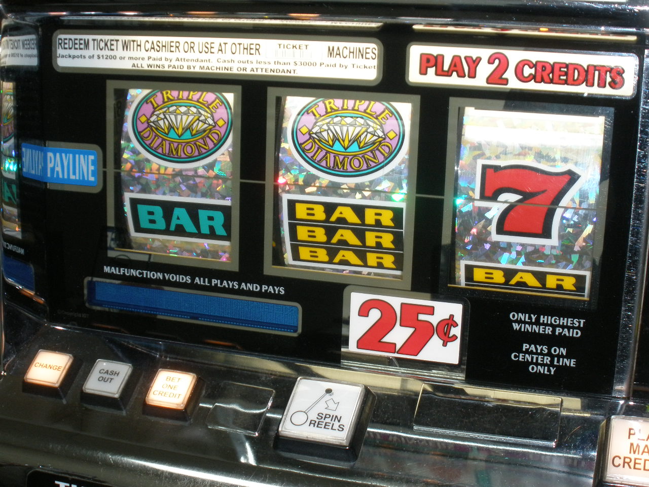 IGT TRIPLE DIAMOND FLAT TOP S2000 SLOT MACHINE WITH LIGHTED TOPPER For Sale  • Gambler's Oasis USA
